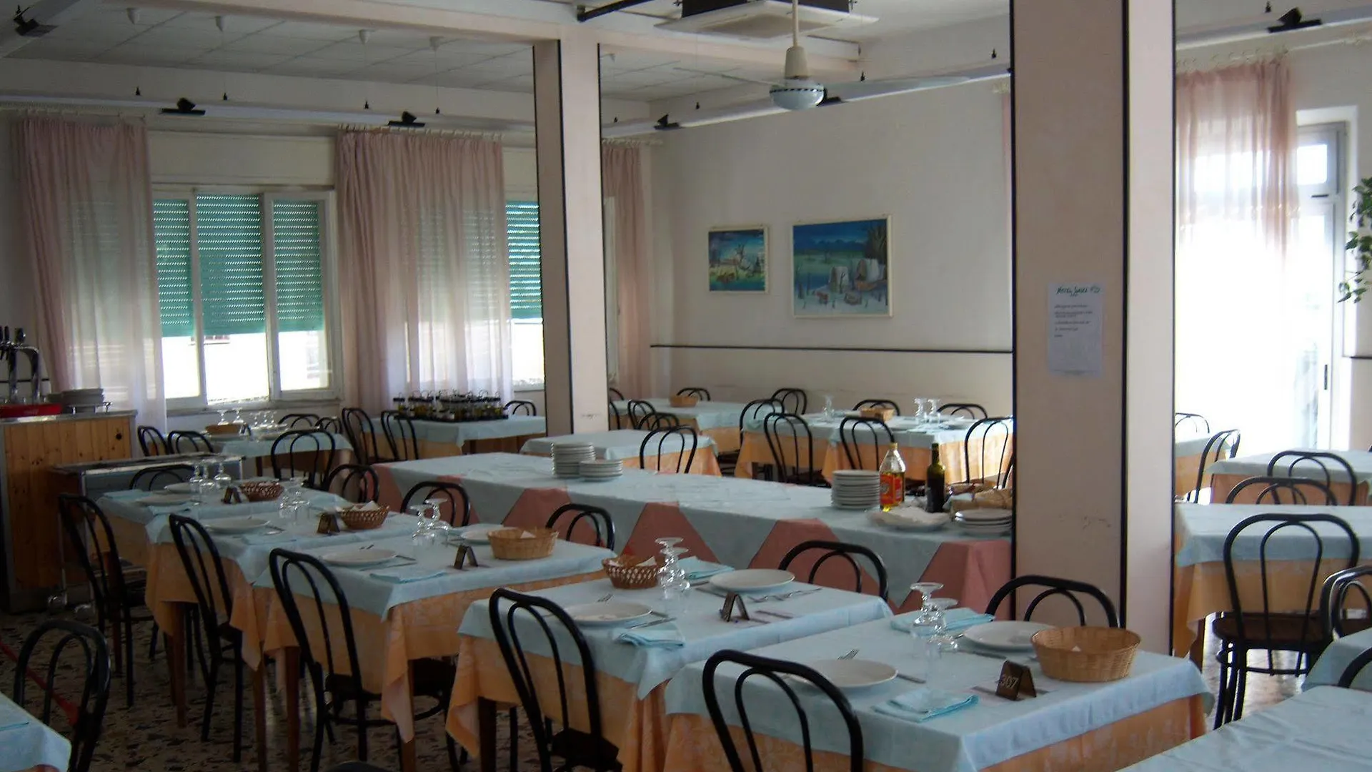 Hotel Laika Rimini 2*,  Italien